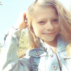 Meet your Posher, Maya